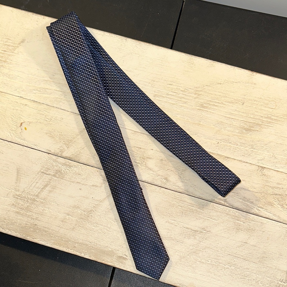 Splash Navy Geometric Men's Tie